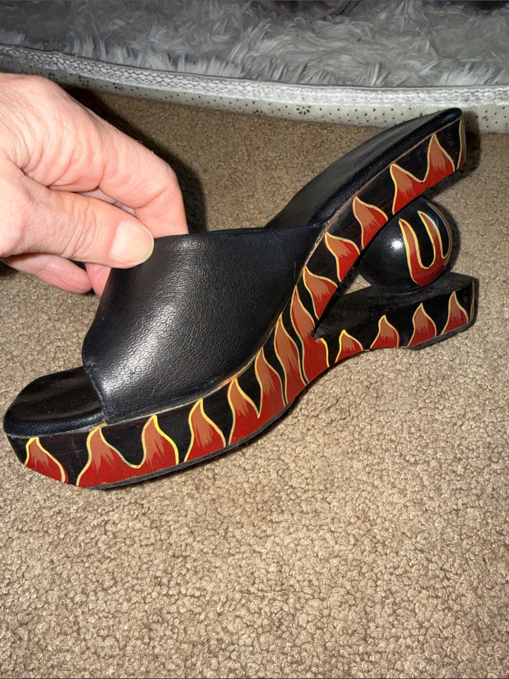 Vintage unique wooden hand painted mules - Picture 6 of 15